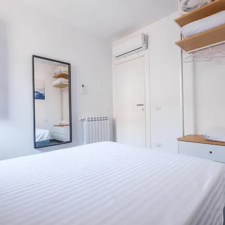 Prázdninový dům Ninai Sea *